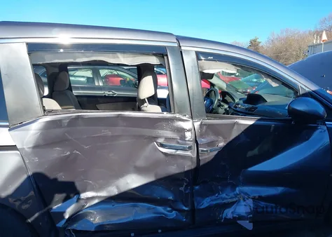 2016 Honda Odyssey Se из США, поврежденный, VIN 5FNRL5H32GB131971